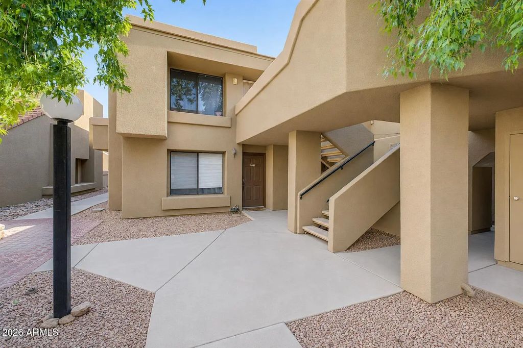 1432 W Emerald Avenue (unit 647), Mesa
