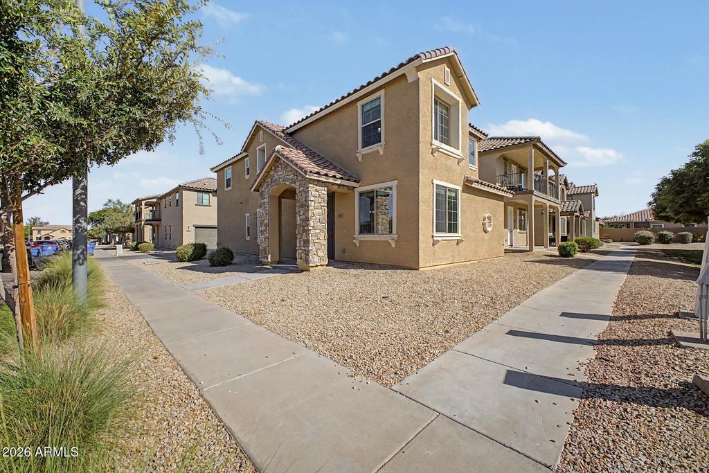 905 E Agua Fria Lane, Avondale