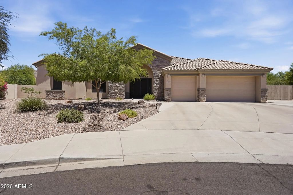 9132 W Bajada Road, Peoria