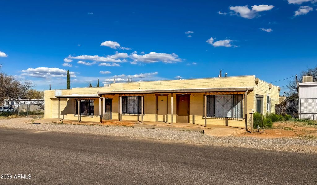 203 N Canyon Drive, Sierra Vista