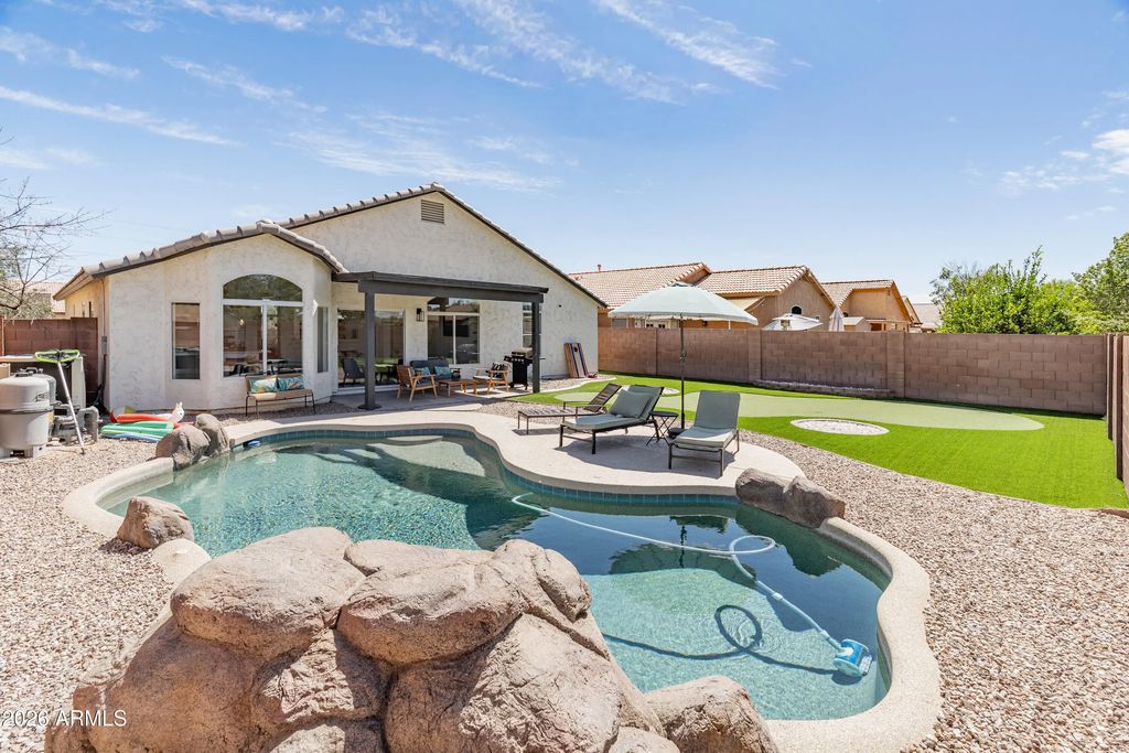 2842 E Rockwood Drive, Phoenix