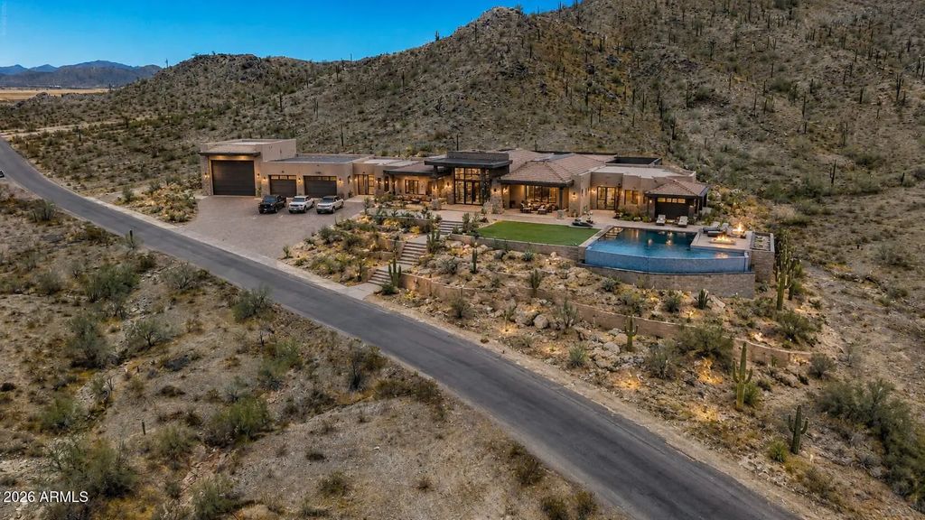12608 N Hidden Valley Road (unit 2a&2b), Maricopa