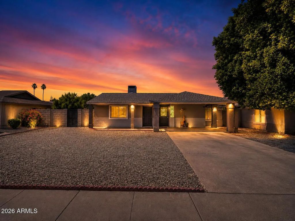 1502 E Emerald Avenue, Mesa