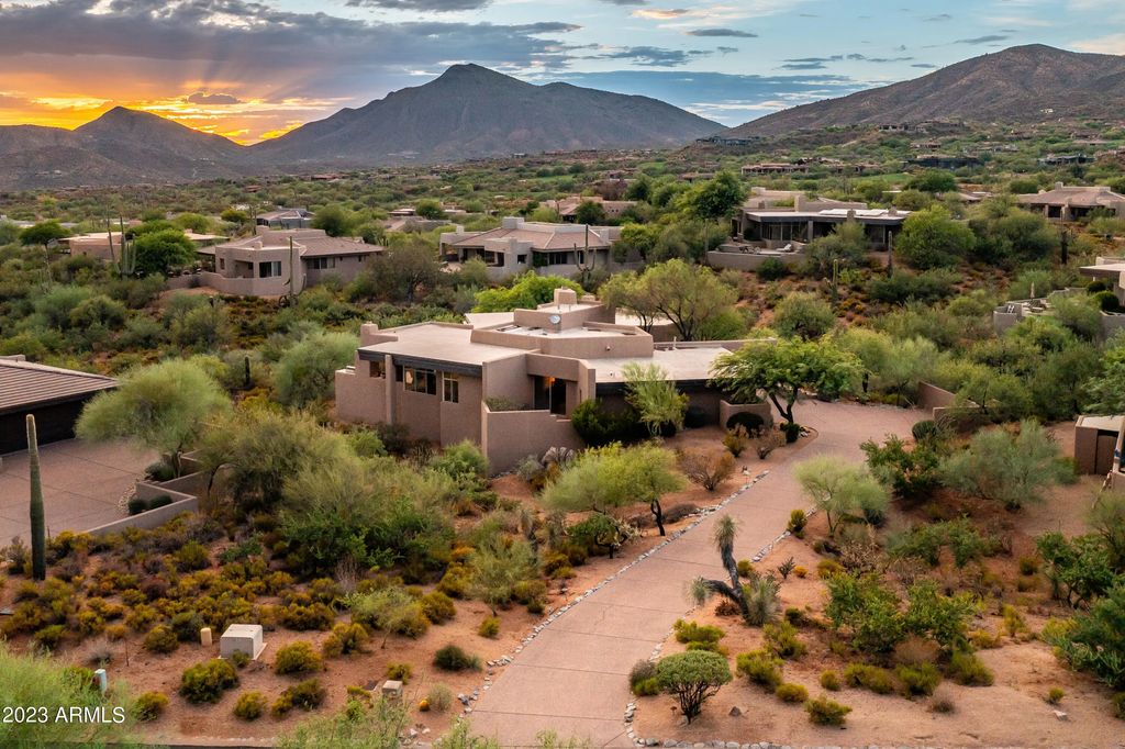 10646 E Tamarisk Way, Scottsdale