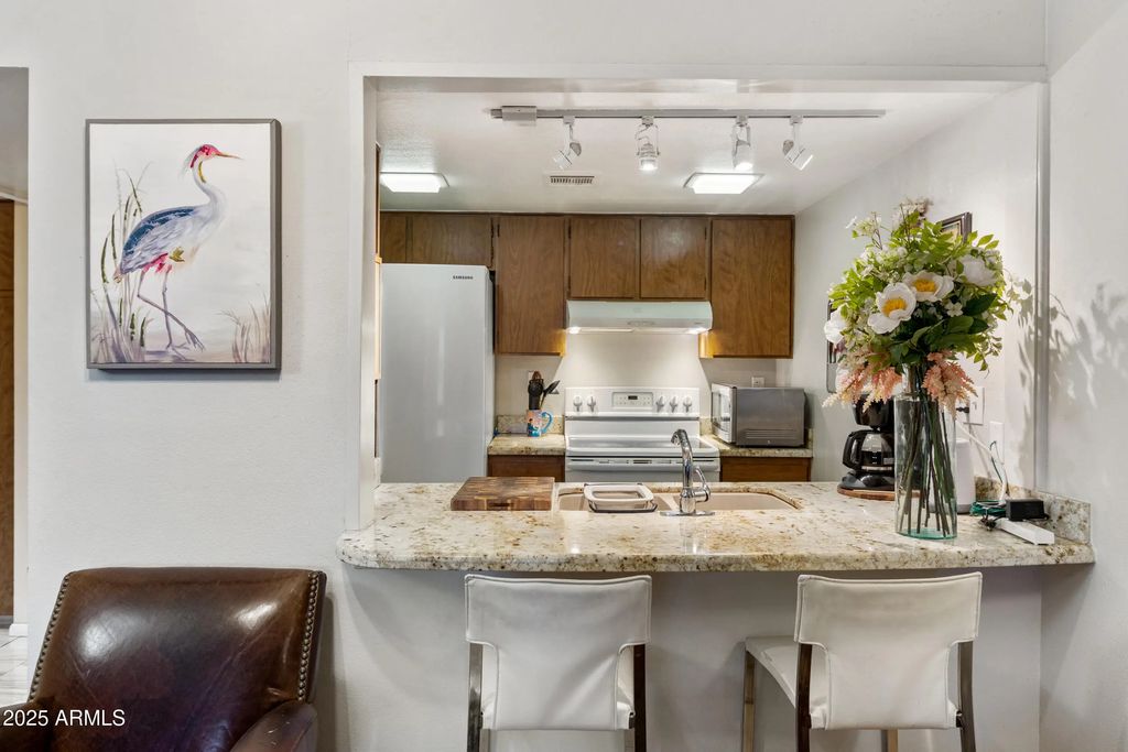 3033 E Devonshire Avenue (unit 3003), Phoenix