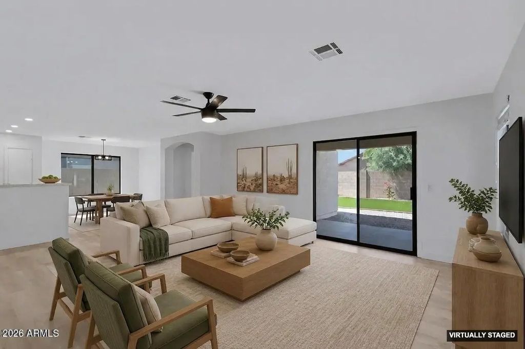3770 W Yellow Peak Drive, San Tan Valley