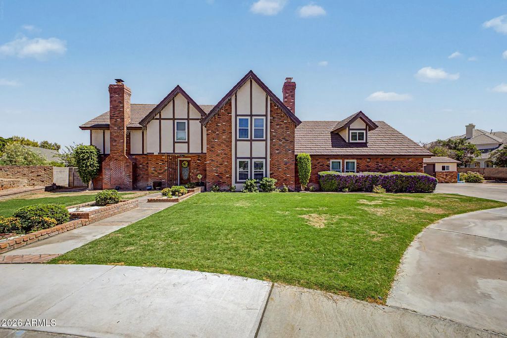 2451 N Forest Circle, Mesa