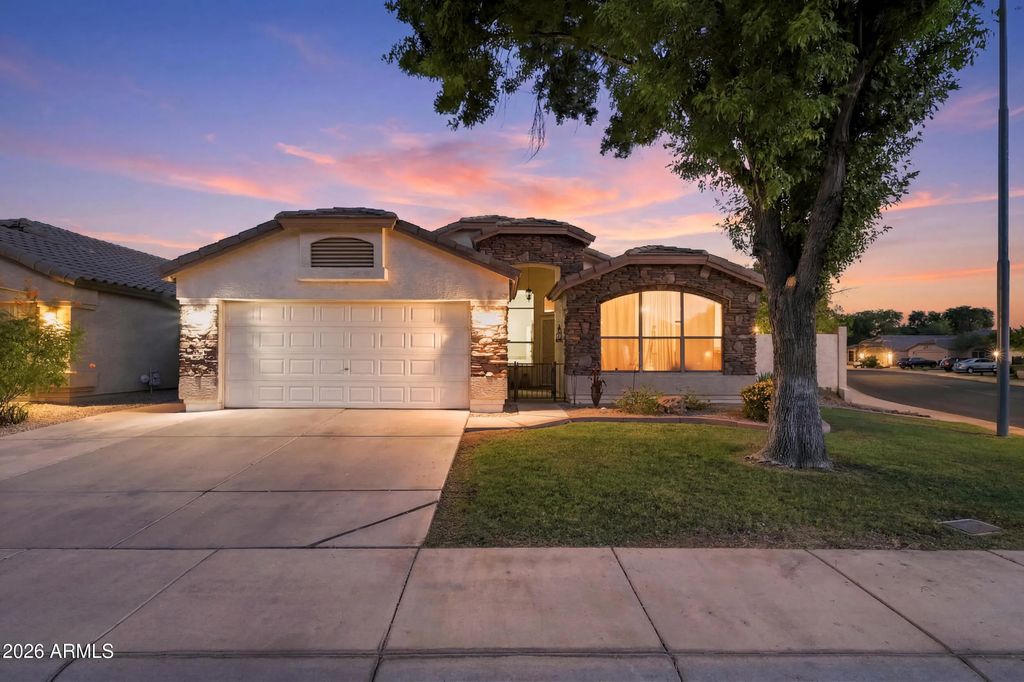 12813 W Monte Vista Road, Avondale