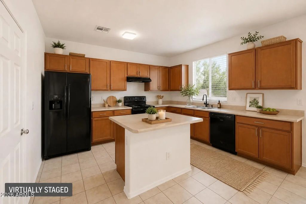 7129 W Solano Drive N, Glendale