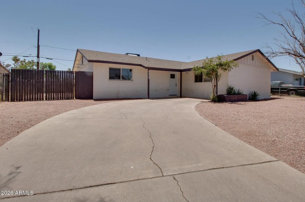 6425 W Rose Lane, Glendale