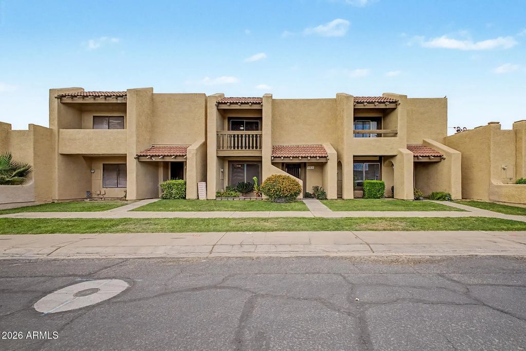 5816 W Crocus Drive, Glendale
