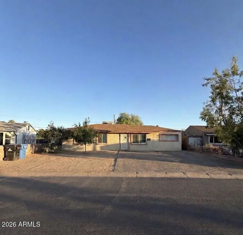 3641 W Lewis Avenue, Phoenix