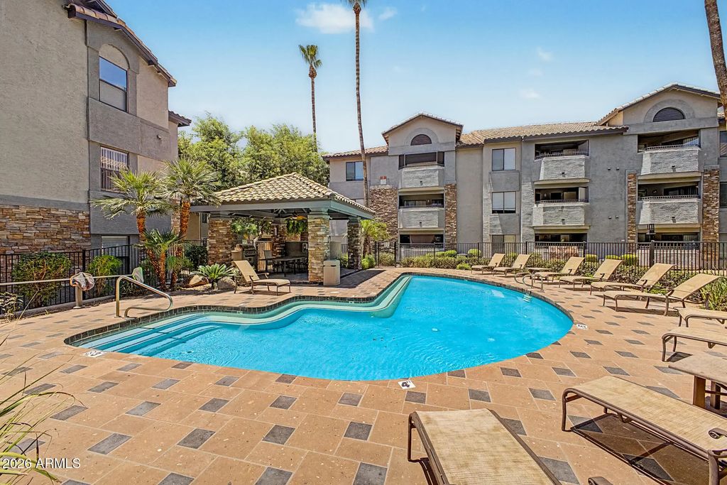 2025 E Campbell Avenue (unit 343), Phoenix