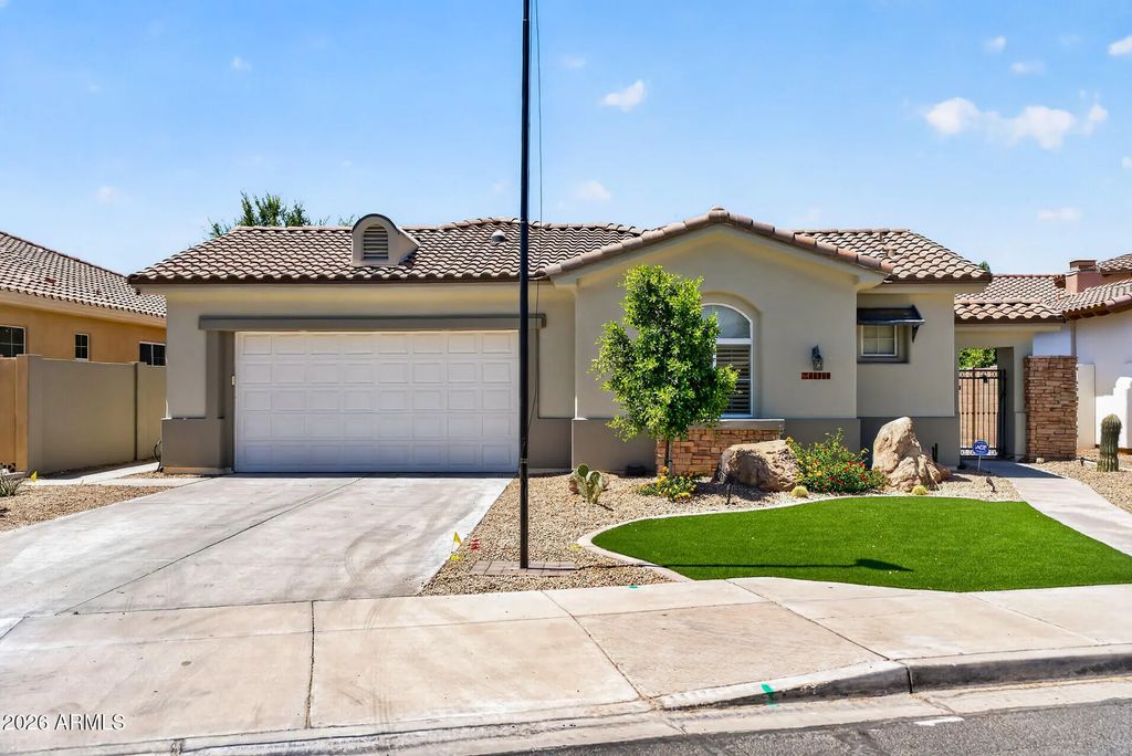 14309 W Cypress Street, Goodyear