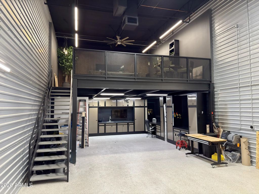 7800 E Greenway Road (unit A105), Scottsdale