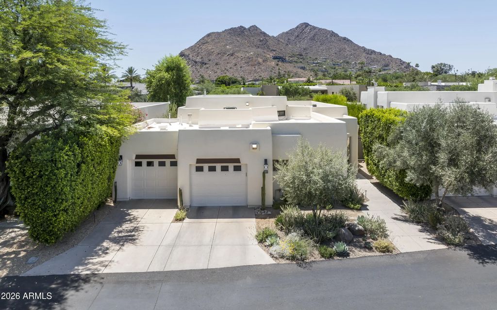 5101 N Casa Blanca Drive (unit 305), Paradise Valley