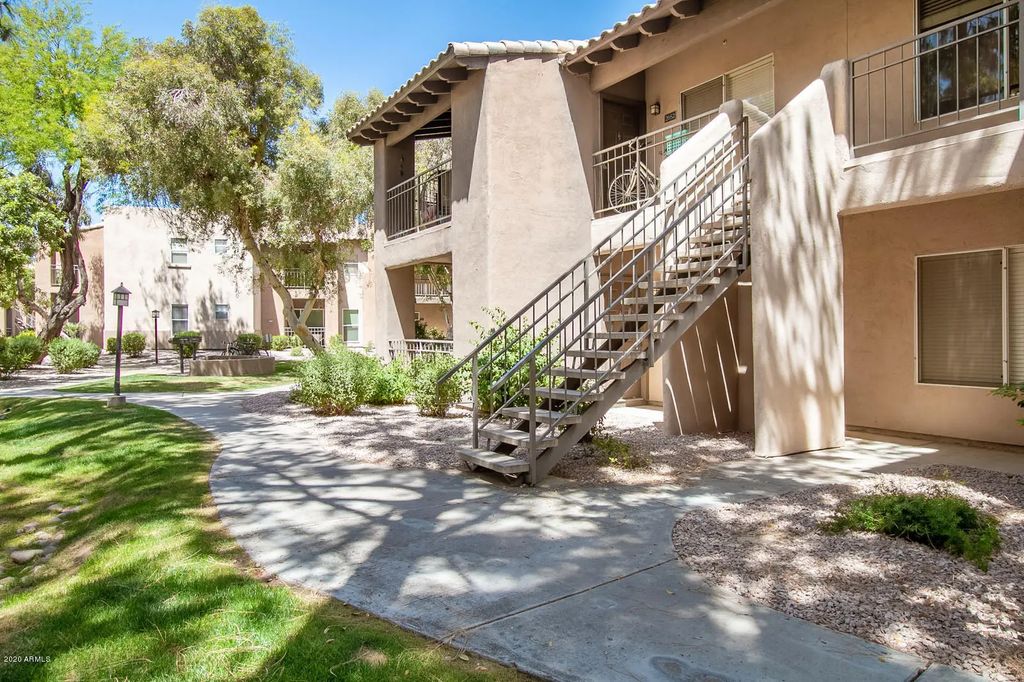 14145 N 92nd Street (unit 1052), Scottsdale