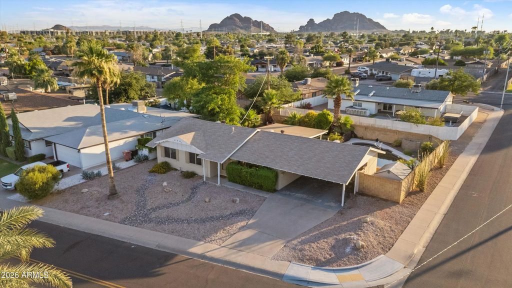 2548 N 68th Place, Scottsdale