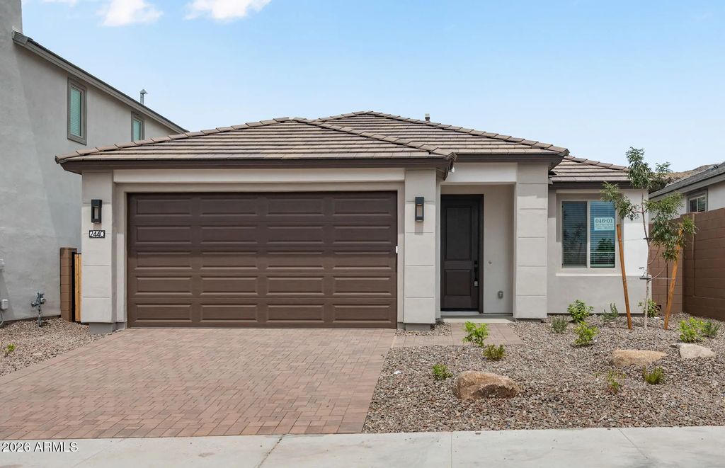 2440 W Silver Fox Way, Phoenix