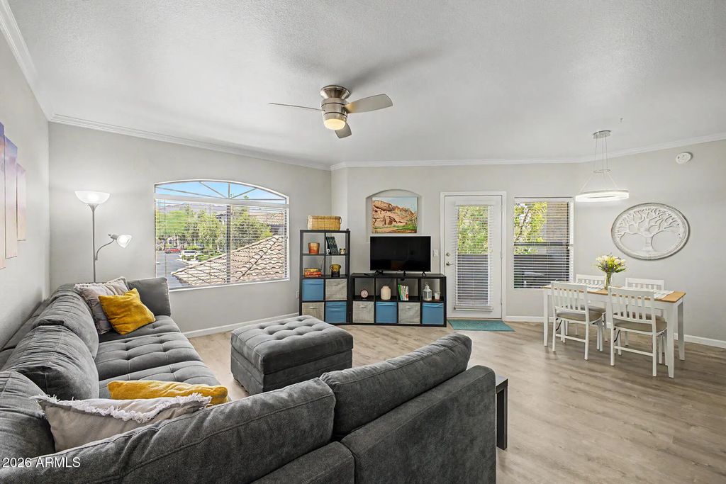 15095 N Thompson Peak Parkway (unit 2090), Scottsdale