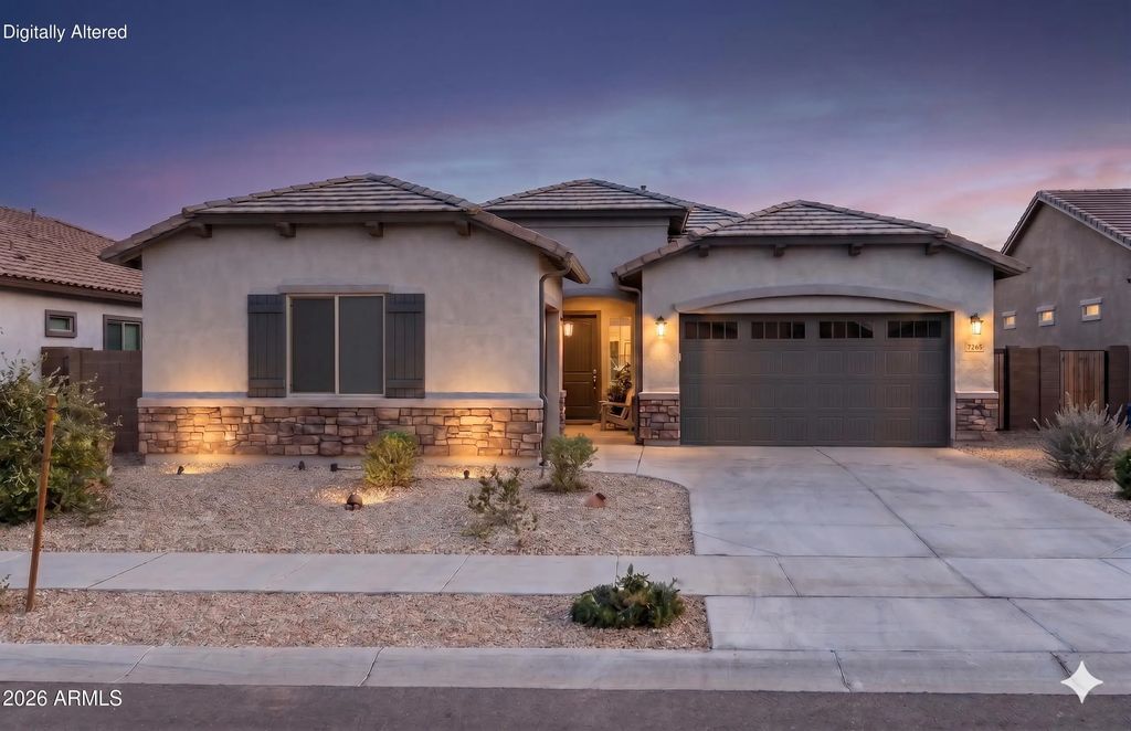 18977 W Desert Hills Drive, Surprise