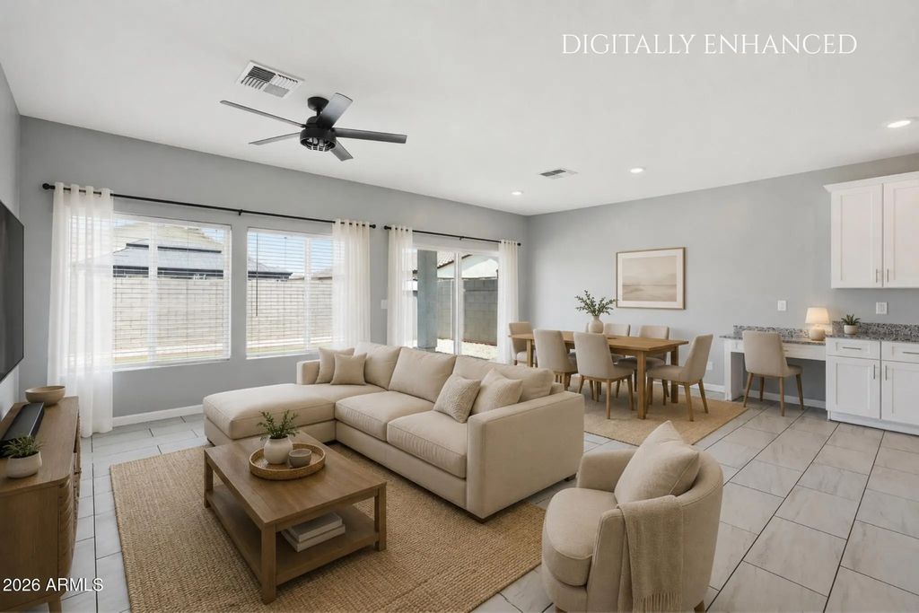 1692 W Aztec Drive, Coolidge