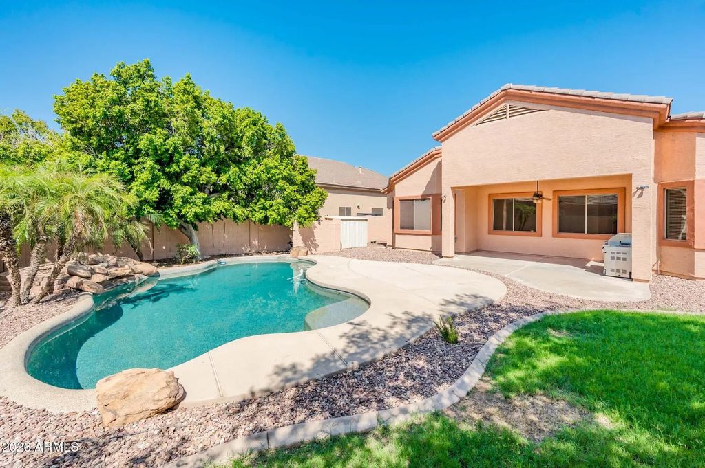 13503 W Monte Vista Circle, Goodyear