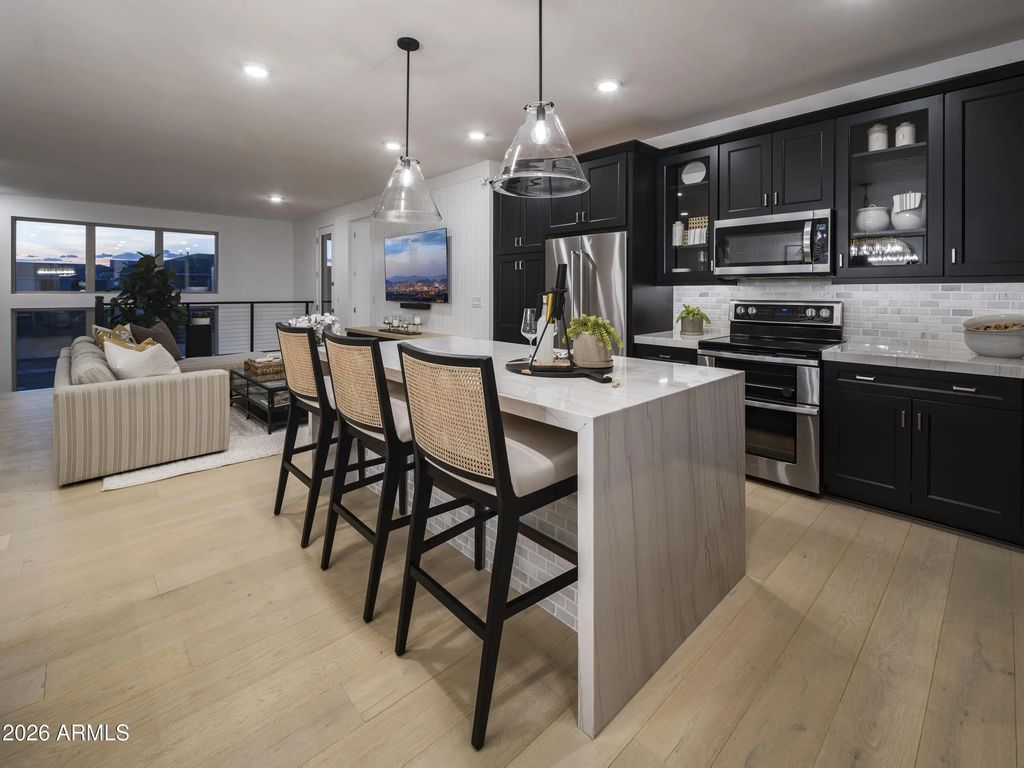 2121 W Sonoran Desert Drive (unit 163), Phoenix