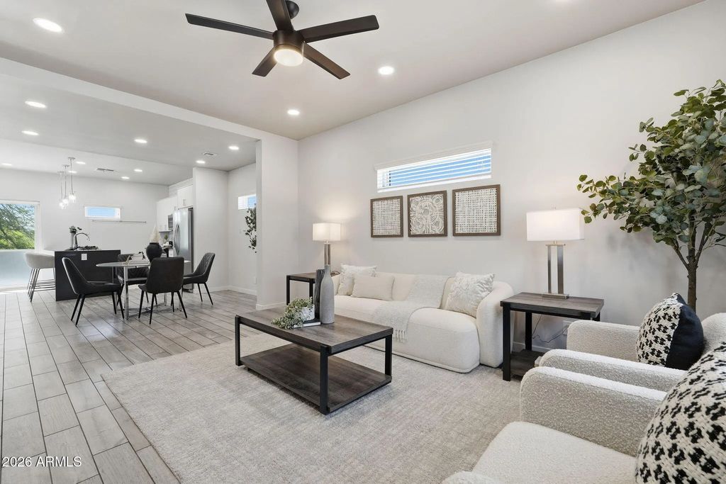 2727 E Thomas Road (unit 5), Phoenix