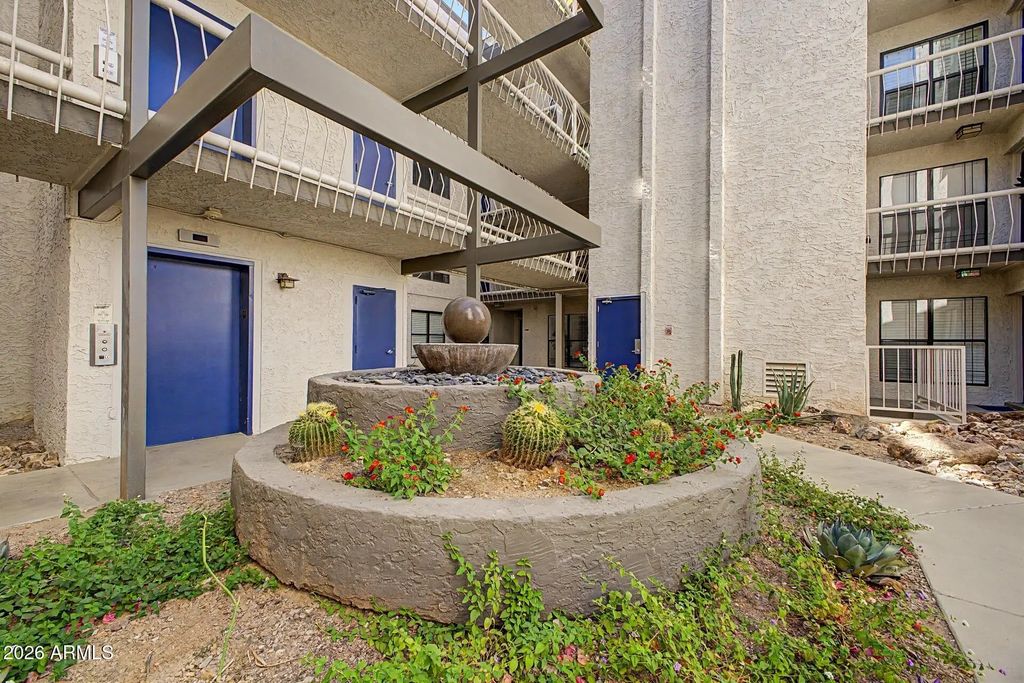5132 N 31st Way (unit 128), Phoenix