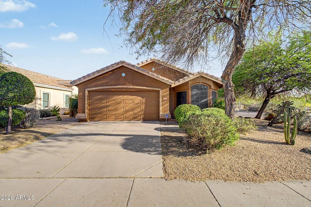 4205 E Chaparosa Way, Cave Creek