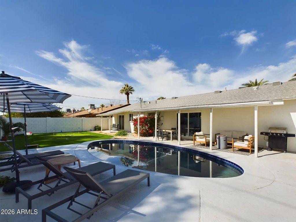 6002 E Hartford Avenue, Scottsdale