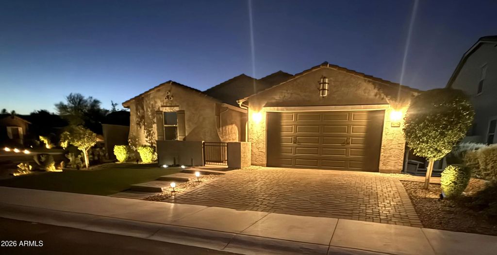 14074 W Holly Street, Goodyear