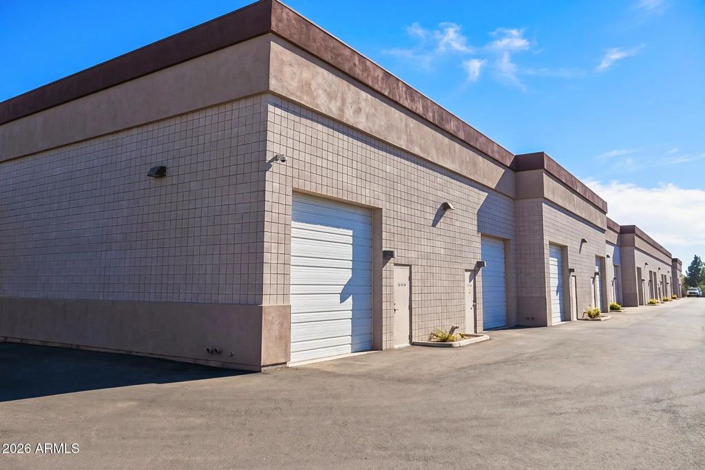 1324 N Farrell Court (unit 6), Gilbert