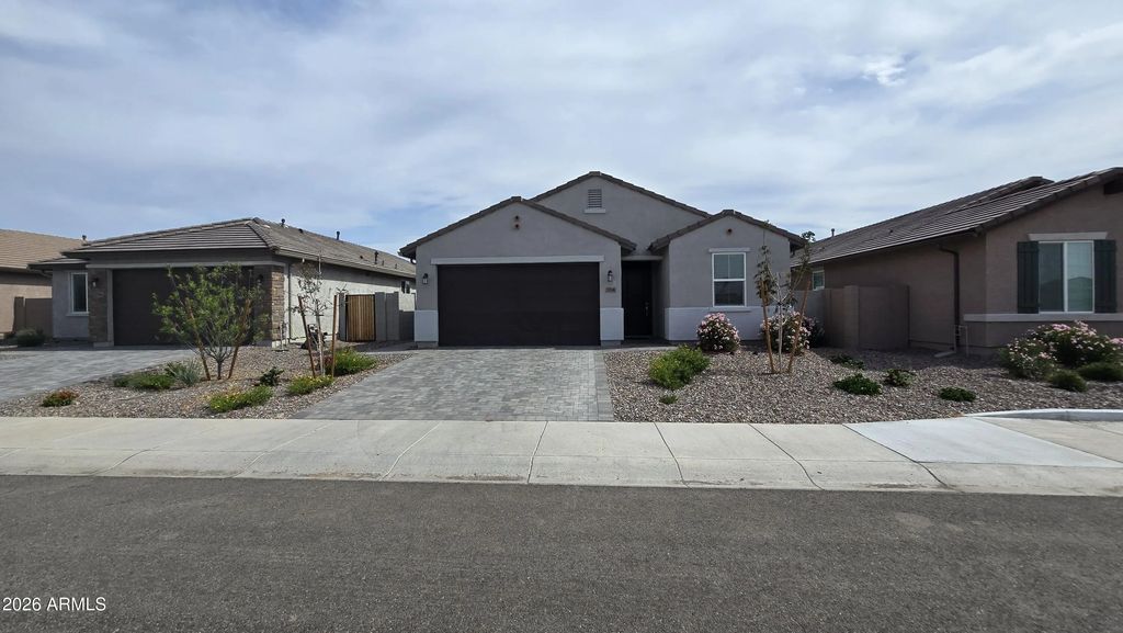 13248 W Hackamore Drive, Peoria