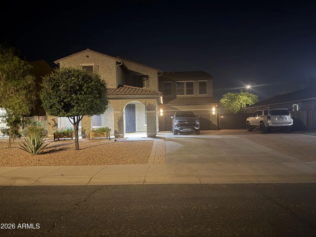 18116 W Turney Avenue W, Goodyear
