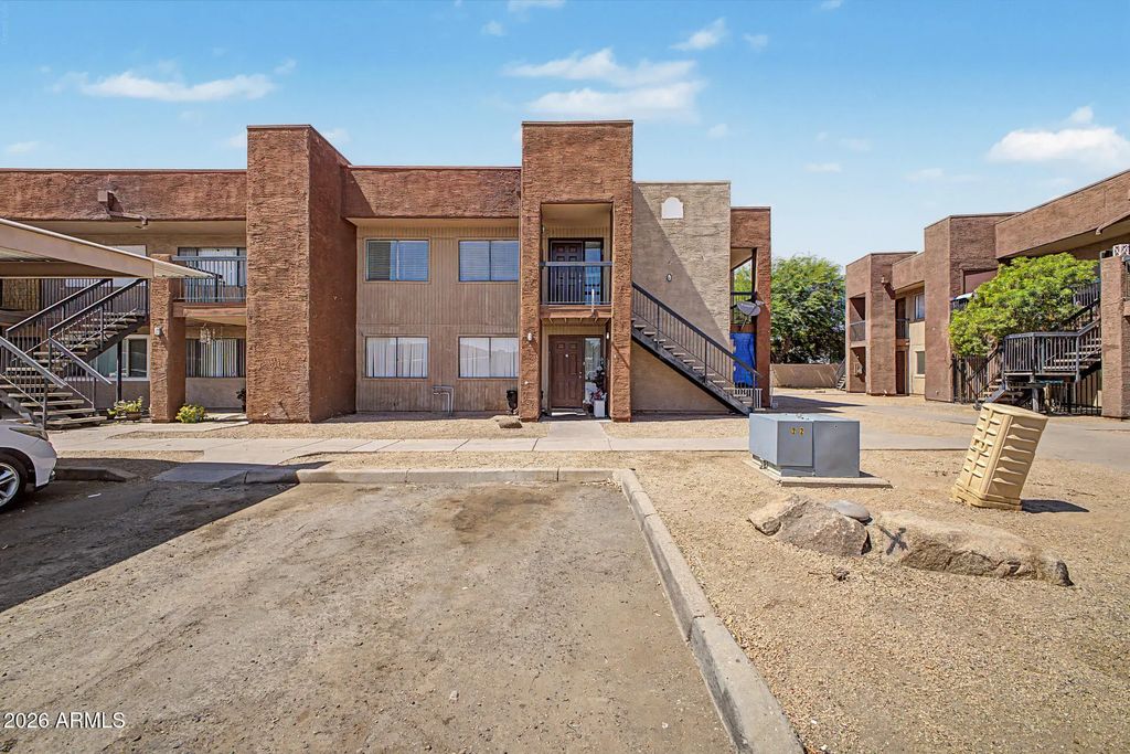 3810 N Maryvale Parkway (unit 2016), Phoenix
