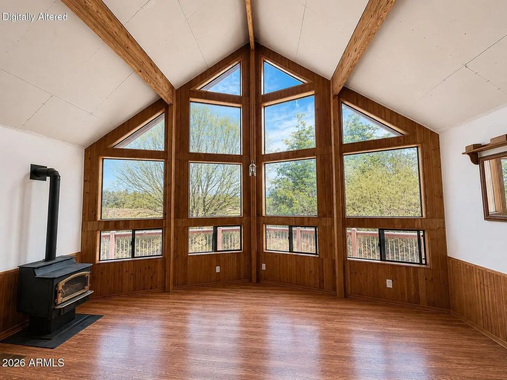 2758 Zane Grey Boulevard, Overgaard