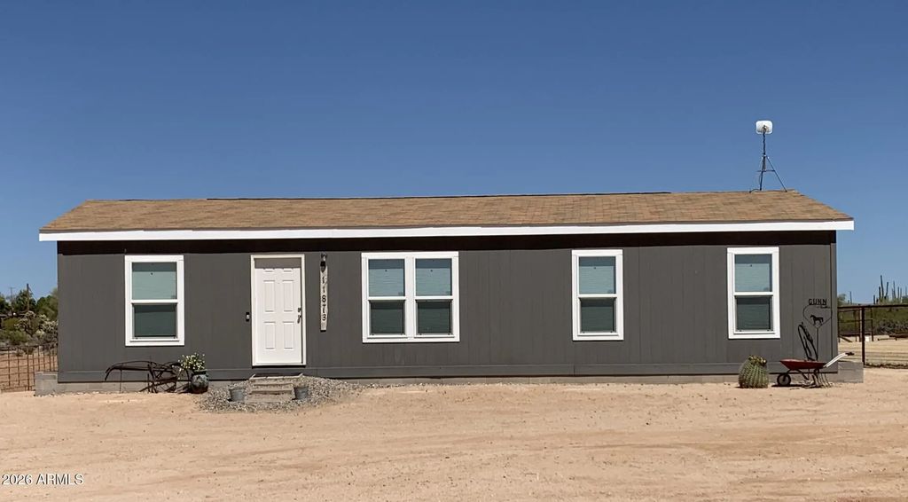 11873 N Reed Road, Florence