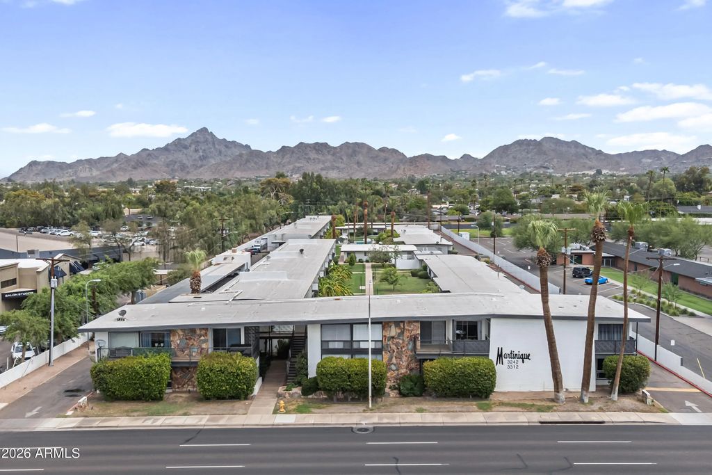 3242 E Camelback Road (unit 204), Phoenix