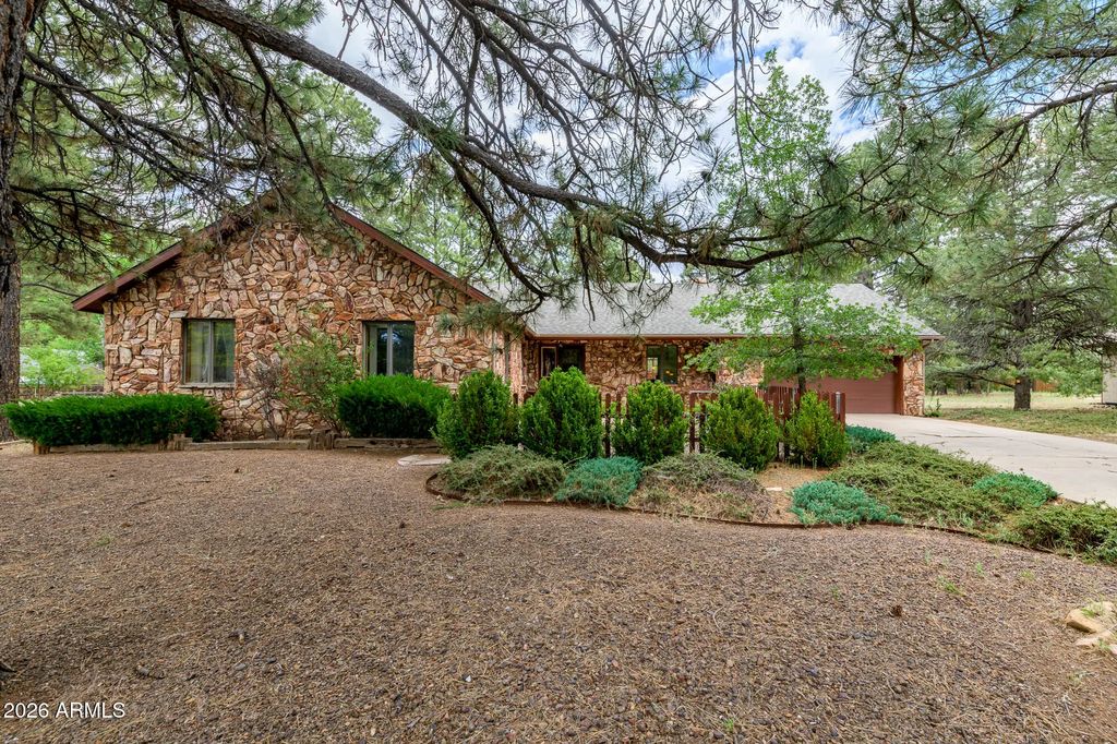 2468 N Strawberry Way, Flagstaff