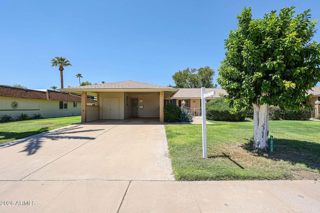 9212 N 107th Avenue, Sun City