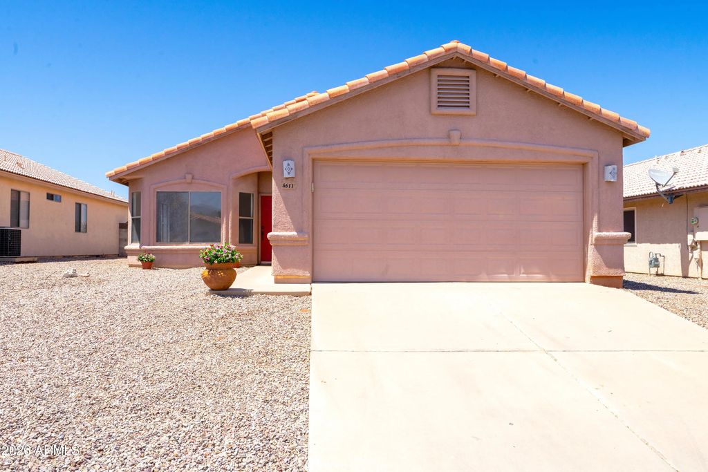 4611 Calle Las Cruces, Sierra Vista