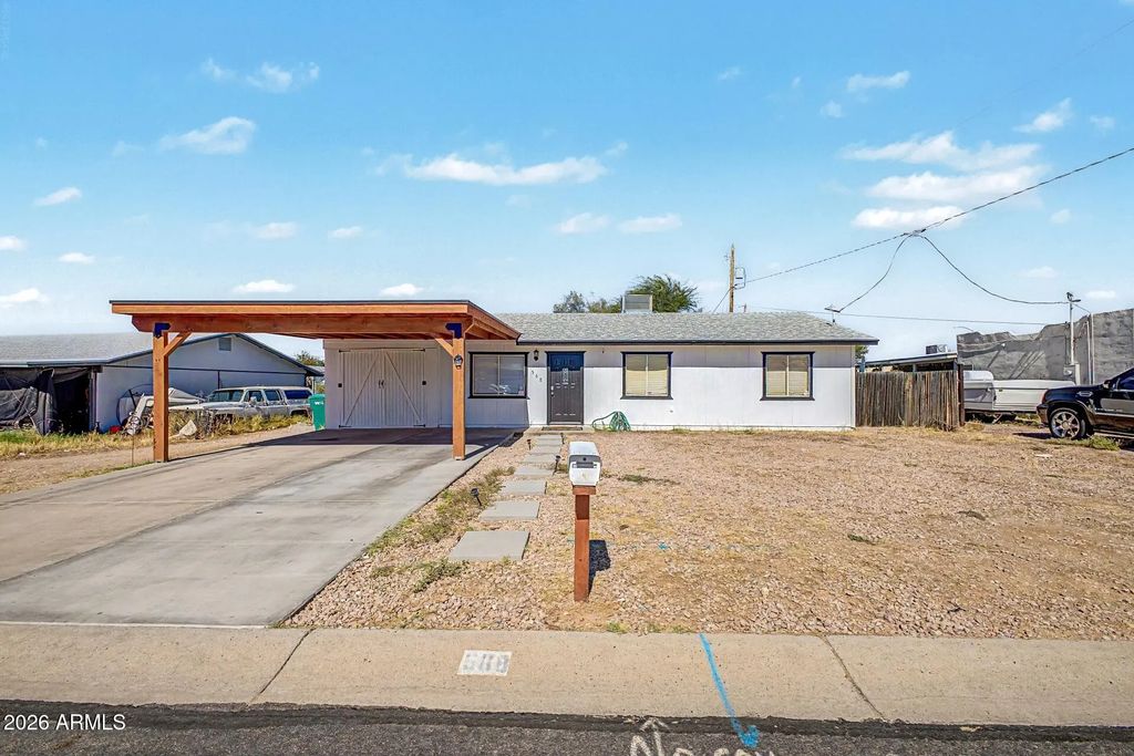 568 N 111 Street, Mesa