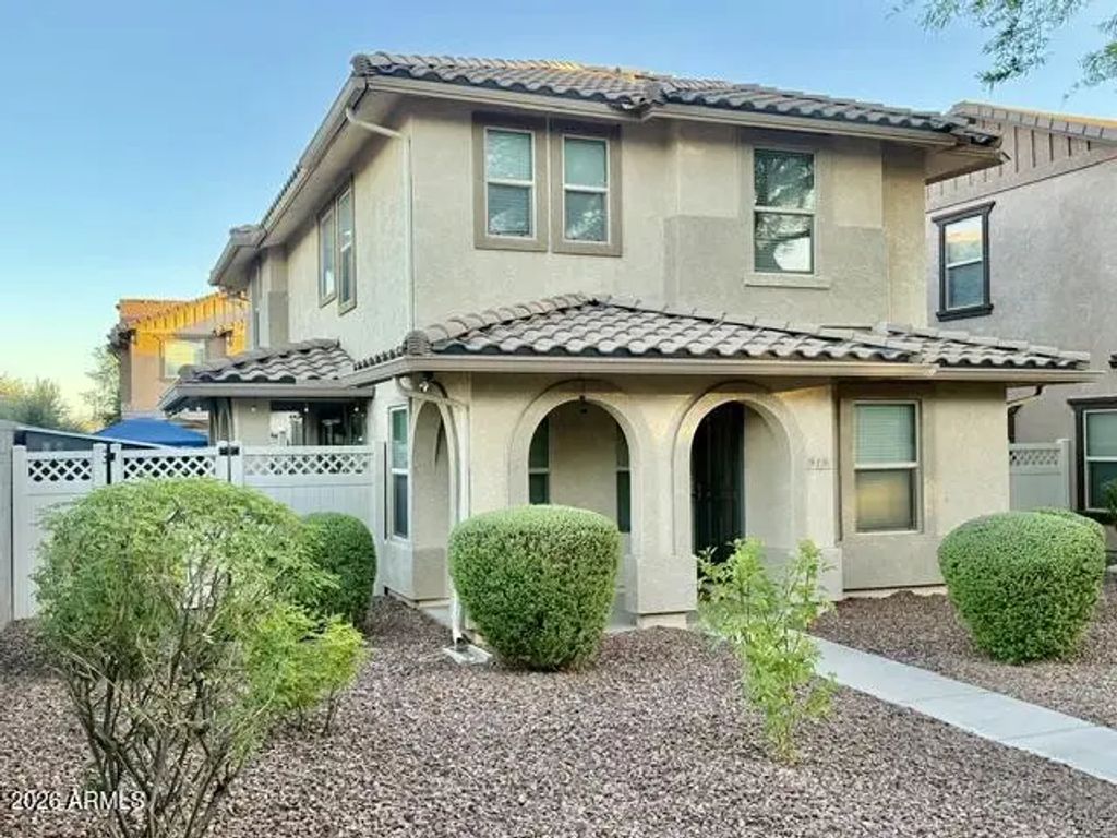 919 S Pheasant Drive, Gilbert