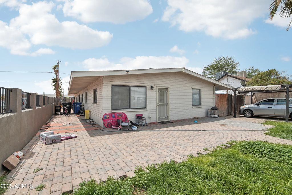 2223 E Roosevelt Street, Phoenix