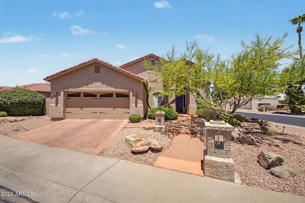 4242 E Lupine Avenue, Phoenix