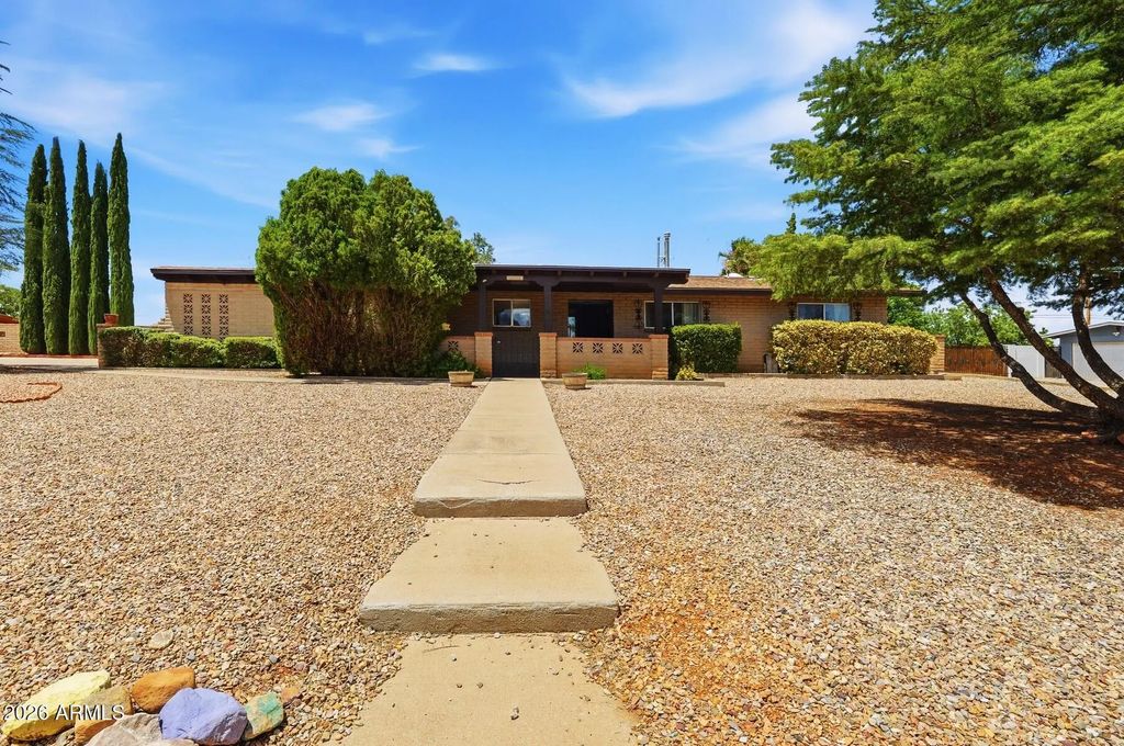 1953 Golf Links Road, Sierra Vista