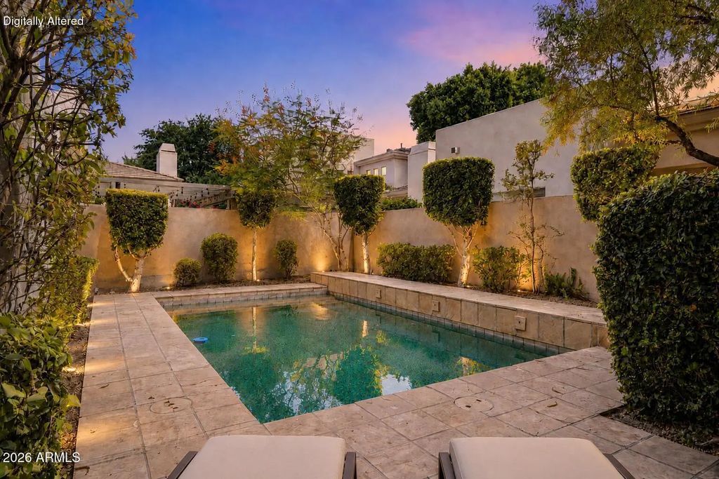 7249 E Del Acero Drive, Scottsdale