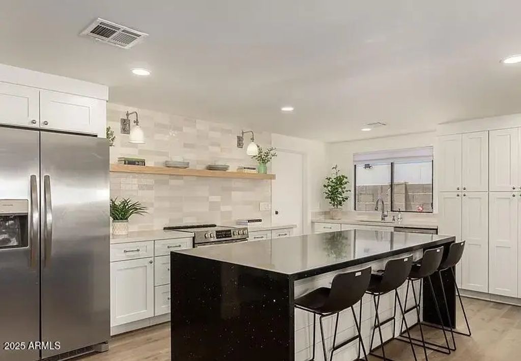 1936 W Devonshire Street, Mesa